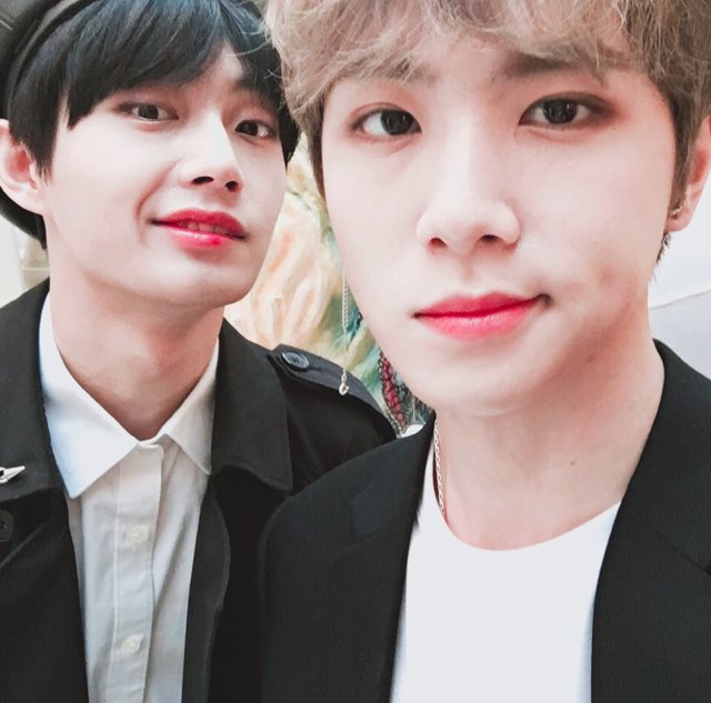 JBJtwt787's tweet photo. [#김동한😬] 삉 https://t.co/36ND6bne7A