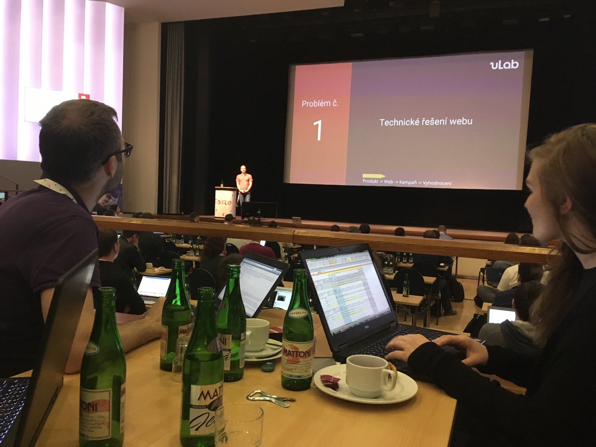 CNCDevs's tweet photo. Chytříme se na #DATArestart https://t.co/l7YuAq1fwE