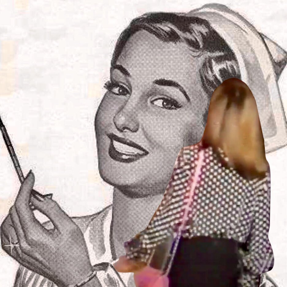 EnfrmraSaturada's tweet photo. - Señora, ¿me deja pasar?
- ¿Es a mi?
- Tengo que cambiarle el suero a su familiar y no me deja pasar
- No se de qué me hablas
- El suero
- Si te estiras bien igual llegas
- Por favor, déjalo ya https://t.co/TAaSd6HXrc