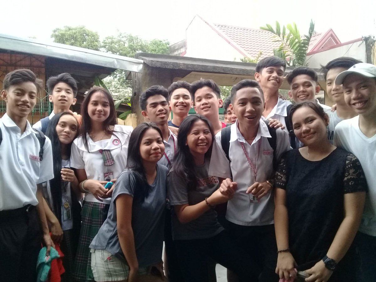 lystcsln's tweet photo. i have no friends i got family 💙
#erfam https://t.co/vJm97zfiT4