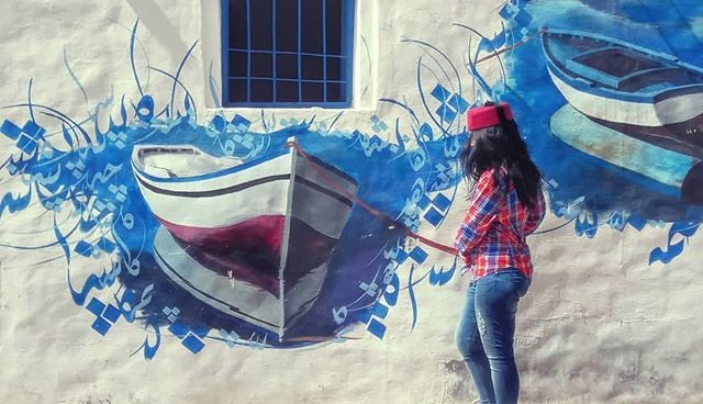 PeopleoftheMed's tweet photo. Lovely streetart - made in Tunisia :) by @balkisounaies ・・・
#djerbahood #djerba #boat #drawing #streetart #blueandwhite #red #chechiya #lovely #beautifulday #bestdestination #tunisia
#peopleofthemediterranean #interviewproject #mediterranean #medite… https://t.co/QK4ZjFu37B https://t.co/xDdEPm6tcg