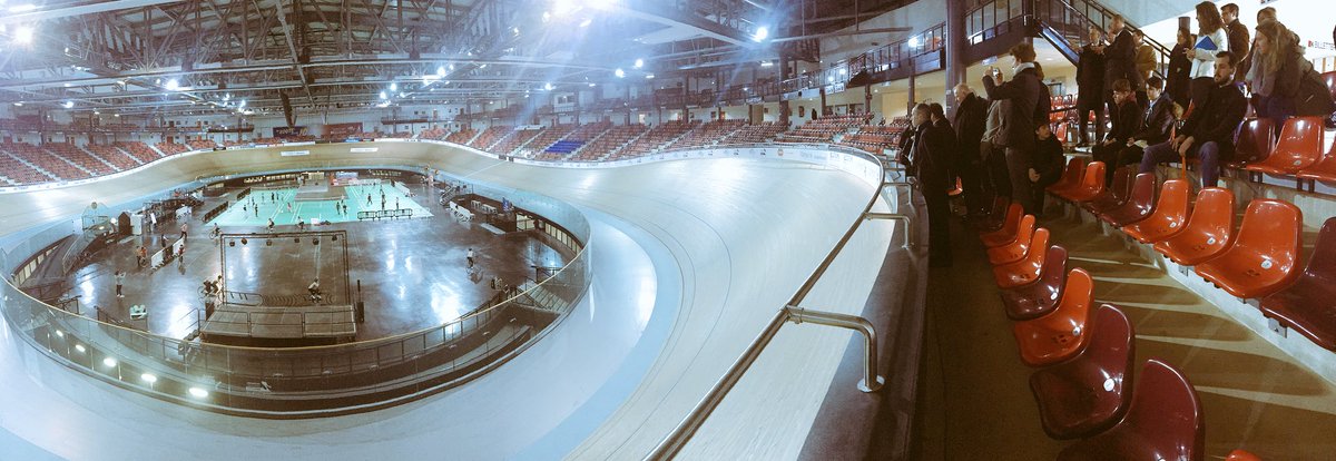 sqy's tweet photo. Présentation de l’emblématique @Velodrome_nat ! #DIJOP #JOSQY @Paris2024 https://t.co/ruG5LvmQTZ