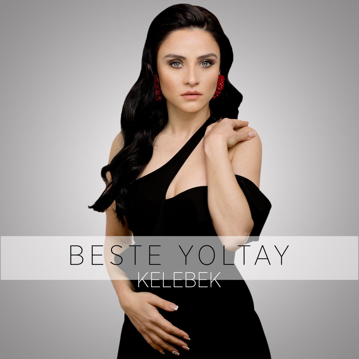 Beste Yoltay'ın ikinci tekli çalışması "Kelebek" birazdan <a href="/TRTFM/">TRT FM</a> Ada Vapuru'nda.🎶😉🎵
#istanbulradyosu <a href="/tulaytuzun/">Tülay Tüzün</a> <a href="/BesteYoltay/">Beste Yoltay</a> <a href="/DMCcomtr/">DMC</a>