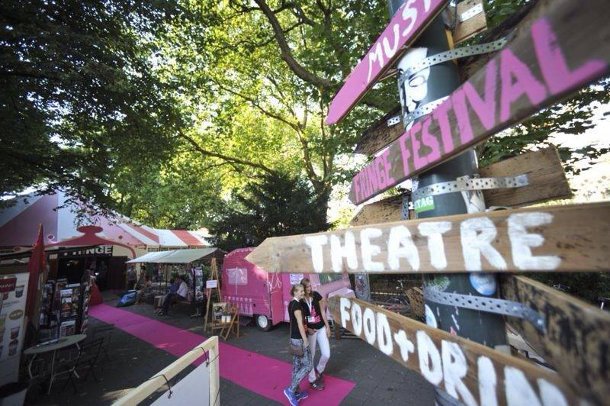 Gezocht: #horeca #catering #koks uit #Overvecht die eten willen verkopen en #bar willen hosten tijdens <a href="/CultureleZondag/">Culturele Zondagen</a> op 22 april! Nog een paar plekken voor op #NPDterrein !