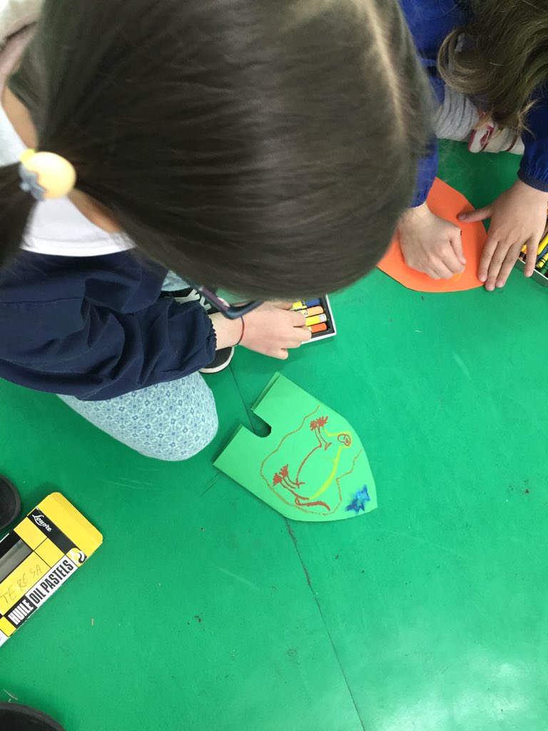5AIsGuadazzonis's tweet photo. Ora tocca a noi ... #FuadAziz
#laboratorio di #narrazione https://t.co/1TZ1G0zfaJ