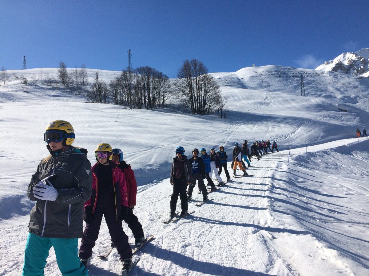 Prospect_Ski's tweet photo. Some of this morning’s highlights from a sunny Artesina. #prospectski https://t.co/v1mNY37rzc