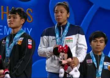 ArvindLBJP's tweet photo. Congratulations to #MirabaiChanu for winning gold with record breaking lift @GC2018... You made the nation proud..
#IndiaATGC2018 https://t.co/beZpb2umf4