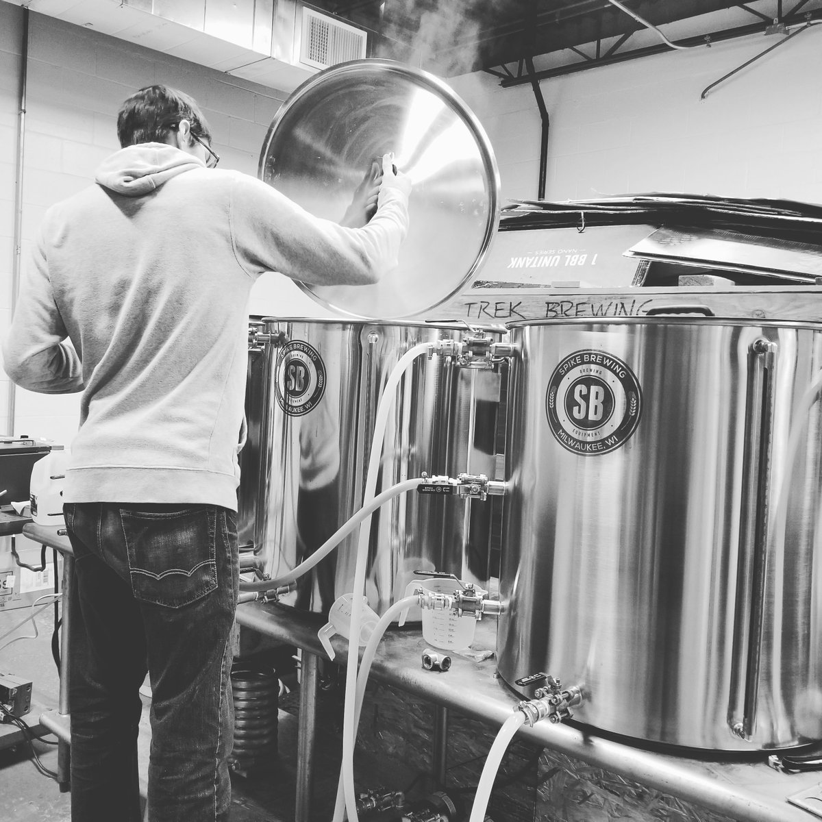 Today on the blog we've got your Brown Ale style spotlight. Check it out here:
trekbeer.com/news/style-spo…
We'll see you Friday AND Saturday this week from 5-9!
#TrekBrewing <a href="/explorelc/">Explore LC</a> #LickingCountyCraftBeer <a href="/OhioCraftBeer/">Ohio Craft Beer</a>