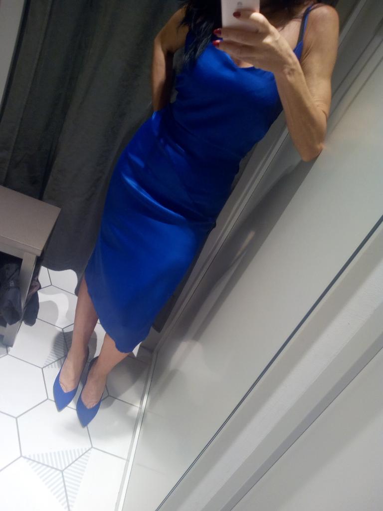 mari_arena75's tweet photo. Oggi in lungo
#blustyle https://t.co/fEtiSzbW73
