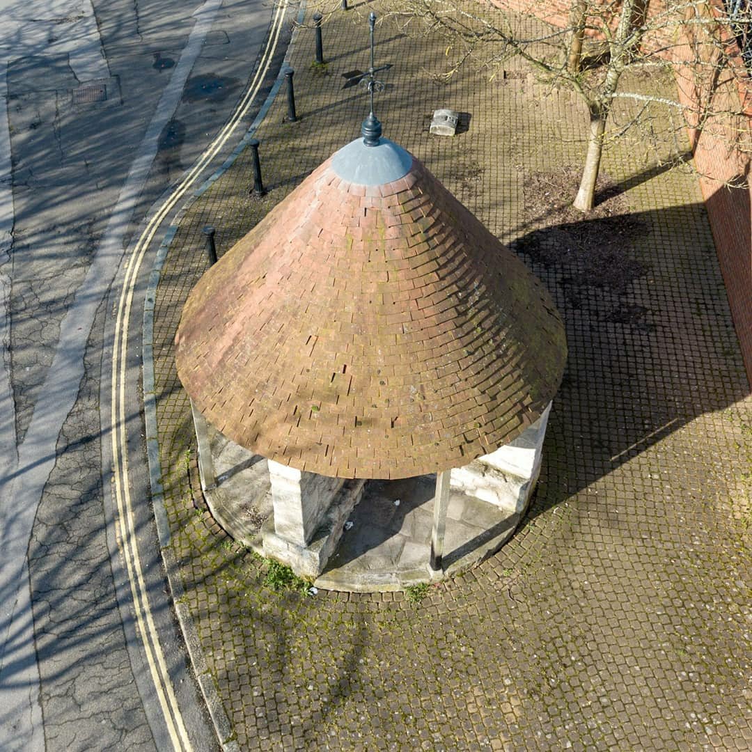 OzoneVibe's tweet image. #TheCrosshouse in #Southampton, by #ItchenBridge
#MavicPro #Drone 
@HistoricalSoton