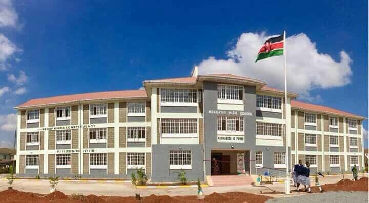 C_NyaKundiH's tweet photo. Successful projects completed by NASA members at below 100m. Khaunga bridge, Uwanja wa Mbuzi, Mbagathi High Sch. And Bukhungu stadium. Fuckin Kikuyu's are using 220m for ONE foot-bridge. What's wrong with you fuckin Kikuyu's? Mumetombwa akili na Kameme FM? https://t.co/MpMLCjHTIR