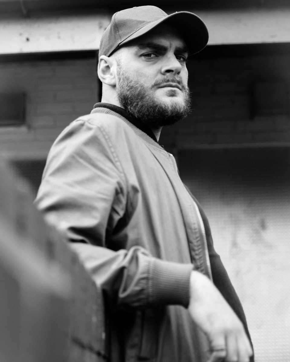 MozTog's tweet photo. Marc Nicholson looking badass from.our recent shoot. 

#portrait #fashion  #fashionblog #urbanphoto #urbanphotography #manchester #manchesterphotographer #street #streetwear #urbanfashion #blackandwhite #photographer #photography #portraitoftheday #grime https://t.co/lv5DmM9Usk