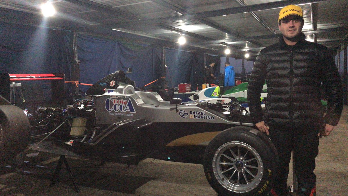 mrosasosa's tweet photo. CHILE: Este jueves sale a pista para los primeros entrenamientos de la #FormulaTotal nuestro compatriota @facundogarese a bordo del monoplaza atendido por el equipo TCR. Compite en el autódromo de Temuco y la nueva categoría arranca este finde con fecha doble https://t.co/5B8frPmJ3a