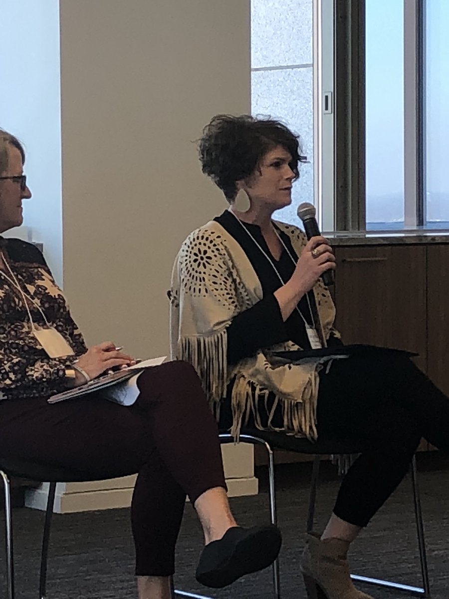 PromiseIndiana's tweet image. Our own @BentonCommunity discusses why they are investing in students through #collegesavings during the Midwest CSA Consortium.