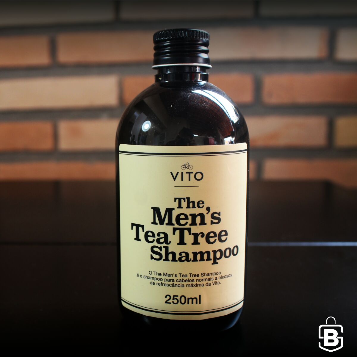 Bravestorebr's tweet photo. O The Men's Tea Tree Shampoo da Vito é o shampoo de uso diário que todo homem pode usar. Ele é feito à base de ingredientes naturais e óleo de tea tree que dá refrescância máxima no couro cabeludo
https://t.co/pi93R9gs1l
#shampoo #cabelo #manstyle #barbershop #bravestore #sp https://t.co/EcOlHwEdCN