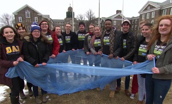 DalhousieU's tweet photo. If you haven't had a chance to see @rickmercer's visit to #DalhousieU, it aired on this week's episode of the @Mercer_Report and celebrated the success of our students in fundraising for his #SpreadTheNet Student Challenge.  #DalProud  https://t.co/fxZt6lLl6Z https://t.co/8MyRgUMdrA