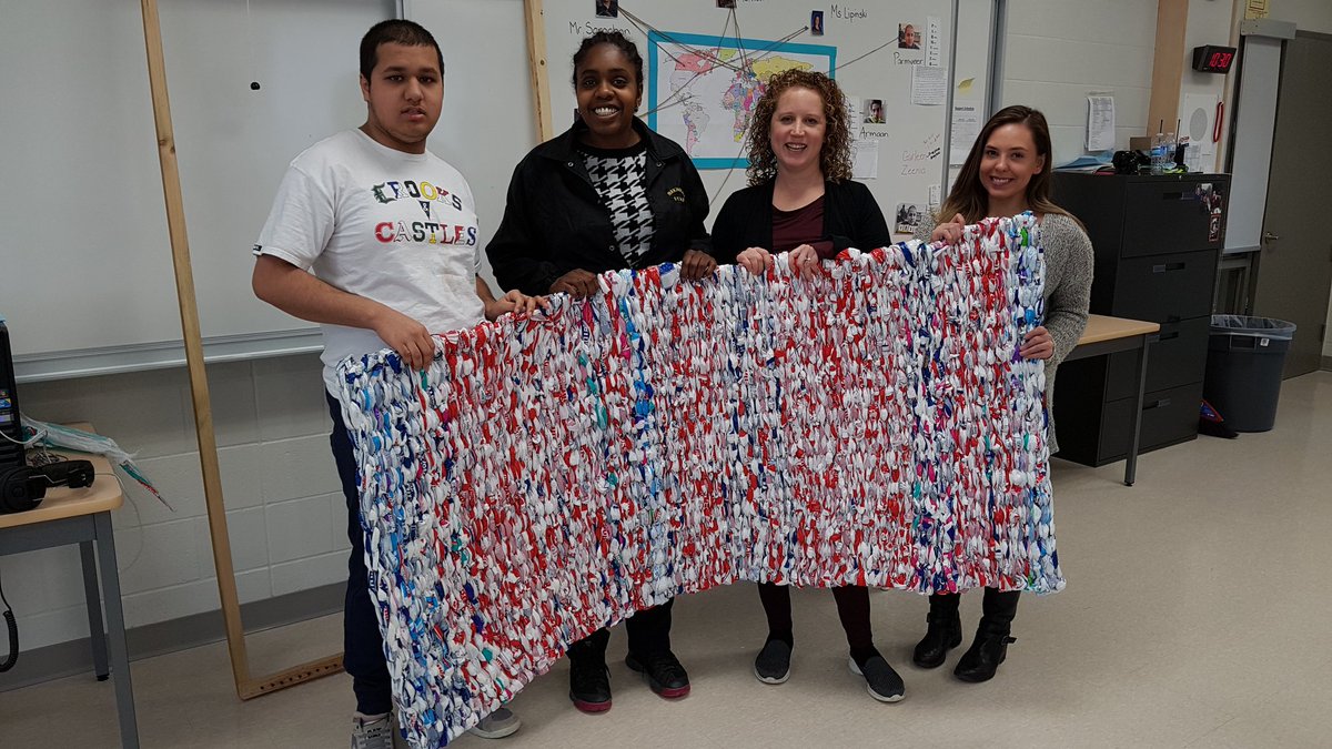 JASS_risewithus's tweet photo. The completed project is impressive. #teamwork #sweetdreams #Weloveweaving #reuse https://t.co/pC2DOfuRbK