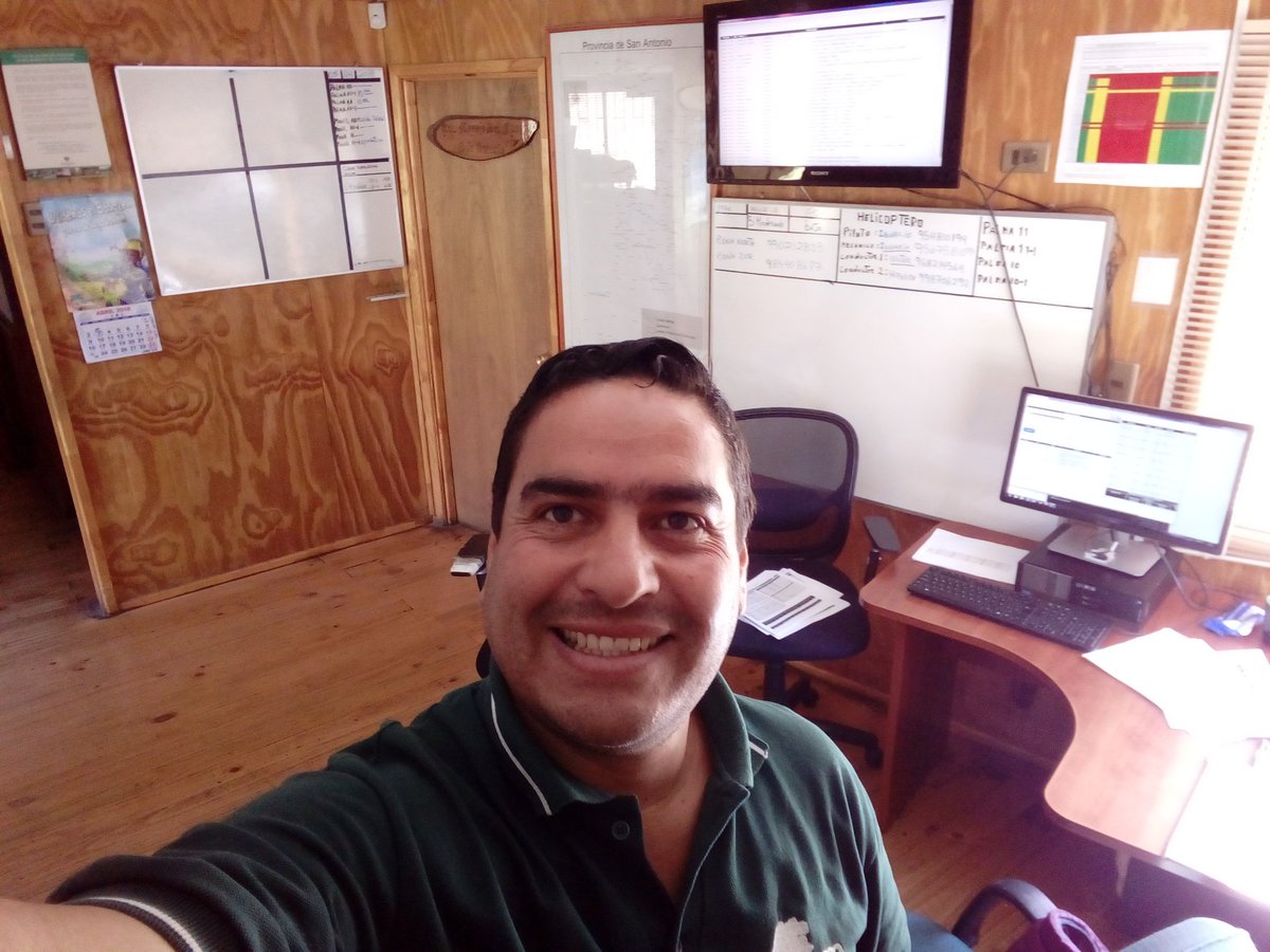 pituelbombero's tweet photo. Saludos y cariños para todos
       #Buen #jueves https://t.co/KiGAsnW974