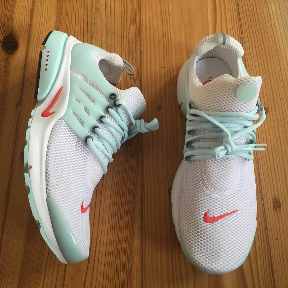 MarModass's tweet image. Nike presto. 
39€.
Tallas 37,38,39,40,41,42,43,44,45,46. 
Envio entre 10 y 25 dias.
Pago por ingreso, transferencia bancaria, paypal o tarjeta. 
No contra reembolso.
numero de seguimiento del pedido.
Pedido por mensaje privado, whatsapp 640710523,o email mar.modass@gmail.com