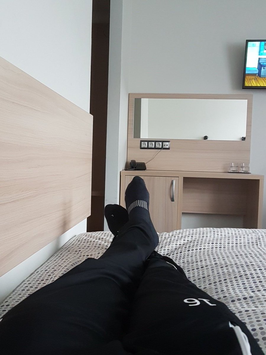 BelgianU20's tweet photo. na een lange rit is iedereen geïnstalleerd in de kamers. nu platte rust en om half 7 gaan we ertegenaan met een training @Belgianhandball @EricDupain @VHVhandbal https://t.co/xj3UExyhSQ
