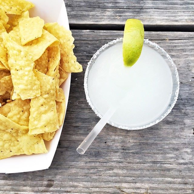 HyattPlaceATX's tweet photo. We heard it's still pretty cold up North #NewYorkCity #Chicago #Philadelphia #Seatle. Sounds like y'all need  to come to #ATX for some warm sun and tasty beverages. #margaritas #bluebonnets https://t.co/wq7UI7KIEQ