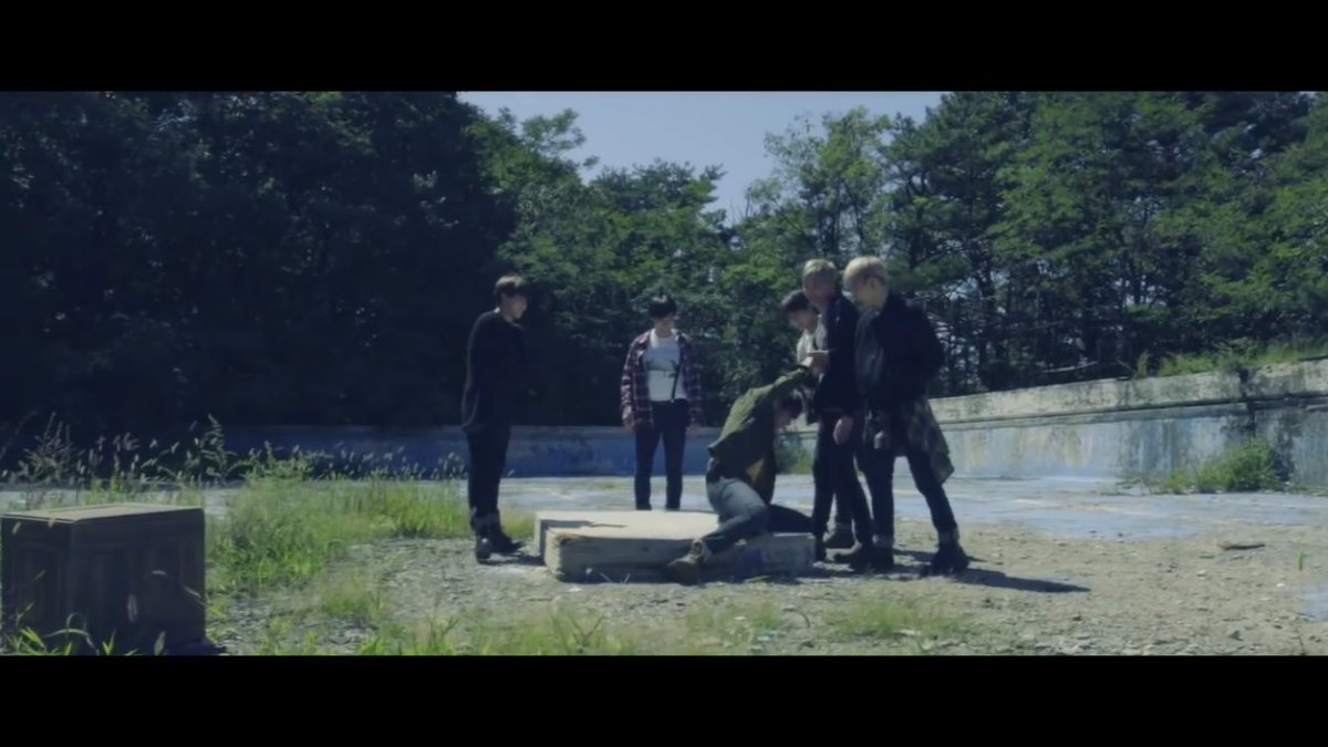 mushroom_06_13's tweet photo. 결로은 여러분 화양연화가 다시 돌아왔습니다 https://t.co/FM6IN2VbC6