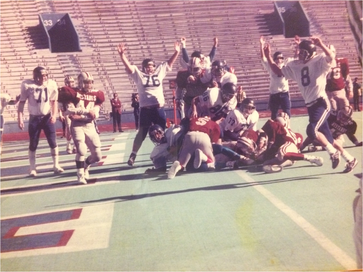 WRHSCentennial's tweet photo. Winning touchdown 1989 state championship https://t.co/SRkxghYAFP