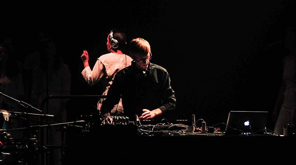 Convergence tweet media