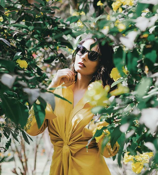 _HeadTilt's tweet photo. Note to self - Add 'fakeation specialist' to bio ๐๐ด๐๏ธ๐ถ๏ธ
_
Wearing @suibysuemue if you didn't know that already. Sunglasses by @enricoeyewear //
๐ธ @studiopicsing .
.
.
#fakeation #lol #imsofunny #mood #summer #vibes #organiccotton #dress #suibysueโฆ https://t.co/uqKLxJL2xj https://t.co/vUidu1zejQ