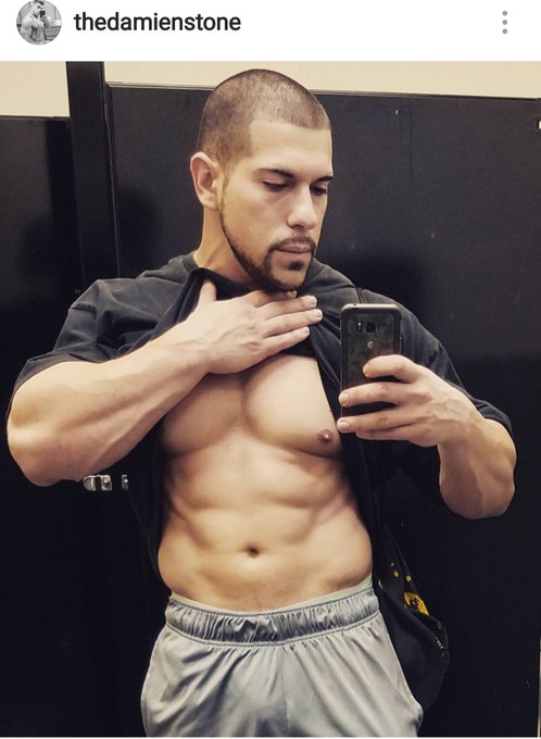 Sooo... Like.. I'm really tempted to shave my head again this summer..... https://t.co/0gv6USvVSV<a href="/tag/play"class="tags"><span>#play</span></a>