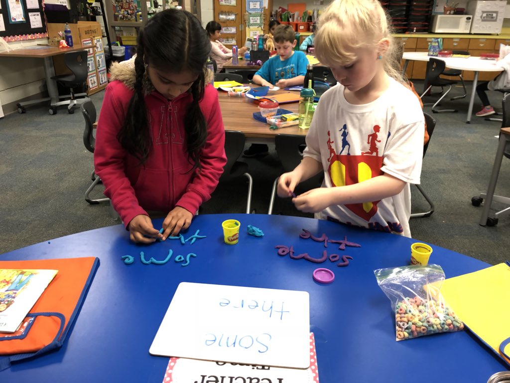pinkebishop's tweet photo. Practicing sight words with play doh! #teampinkcisd #1csuperstars1718 https://t.co/HHvq0KDhkk