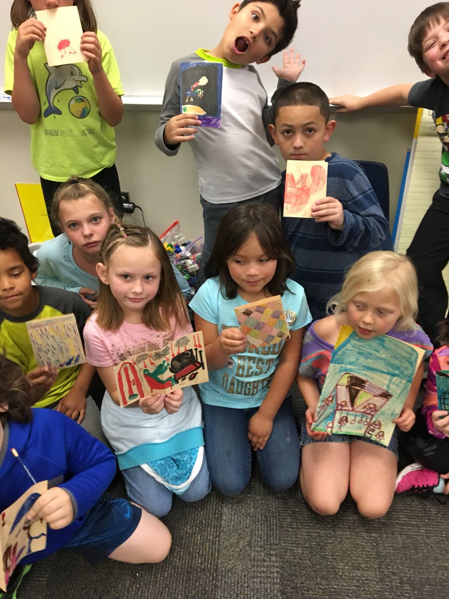 jscottstapleton's tweet photo. Guess our favorite books by looking at our book covers #austinblueroos https://t.co/hZsn1Sb4ZC