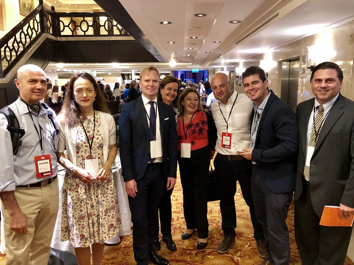 AFS's tweet image. Our leadership from #AFSTurkey, #AFSGermany, #AFSInternational, #AFSColombia, #AFSParaguay, #AFSUruguay, #AFSChile and #AFSArgentina 🇹🇷🇩🇪🇨🇴🇵🇾🇺🇾🇨🇱🇦🇷🌎 #GlobalEducation #AFSeffect