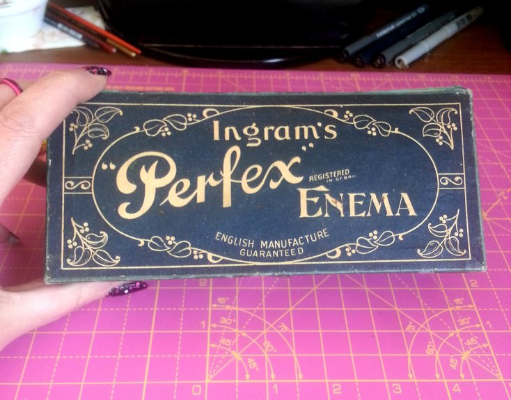 ThePseudosapien's tweet photo. I didn't choose the collector of strange old medical equipment - life, it chose me... XD #Ingrams #Perfex #Antique #BumBusiness https://t.co/G5H89oSkp5