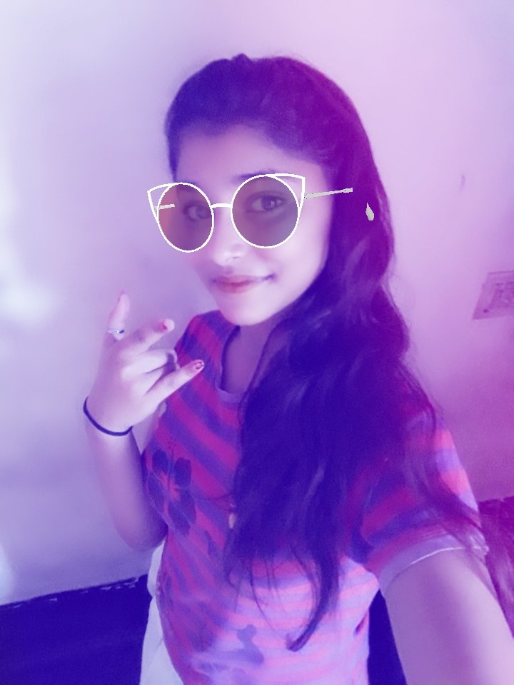 MithiCrazy's tweet photo. Hii.... guyss 
Gd afternoon.....with Mithi....😙😙💋💋💗💗 https://t.co/E1oqVn5ewP