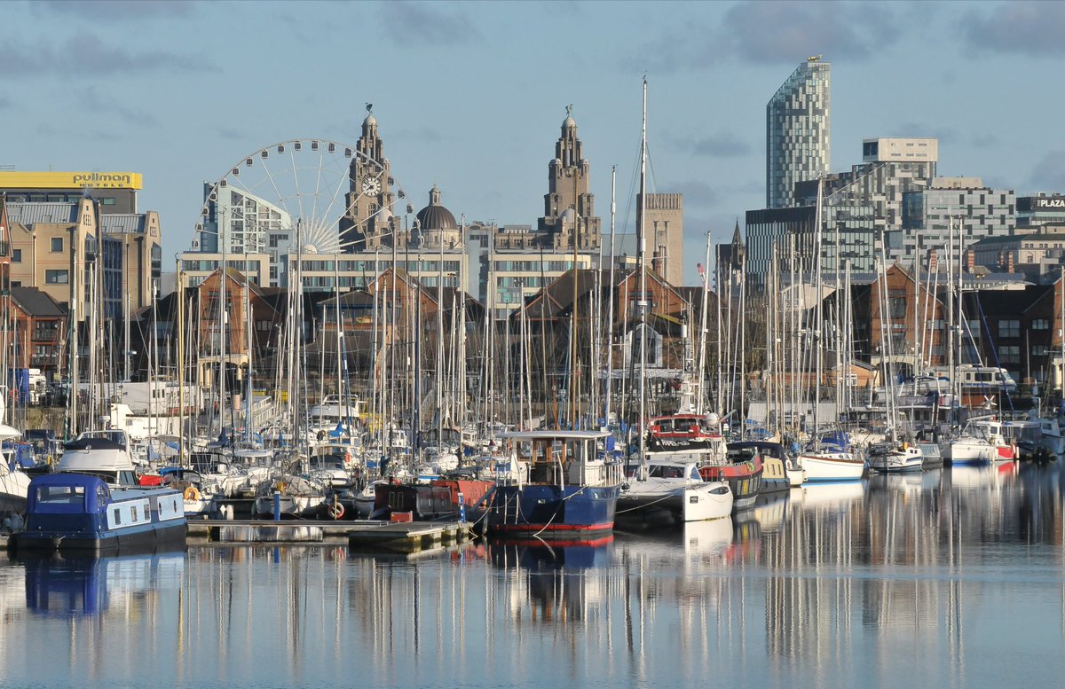 Liverpool marina.  <a href="/pullmanhotels/">Pullman Hotels</a> <a href="/scousescene/">ScouseScene</a> <a href="/VisitLiverpool/">VisitLiverpool</a> <a href="/SailingWorldMag/">Sailing World</a> <a href="/JonathanClipper/">Jonathan</a> <a href="/LiverpoolMarina/">Liverpool Marina</a> #sailing #Liverpool #summertime  #investliverpool #heartage