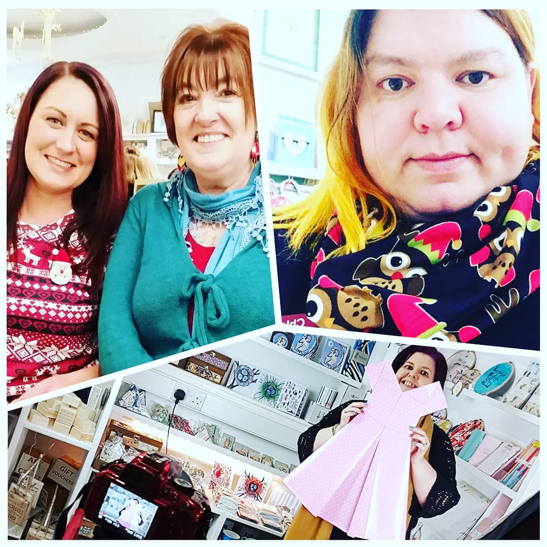 ourhandmadecoll's tweet photo. Today's @pencilmeinshop #Myshoplife2018 is #Team. We couldn't run the shop without the aid of the very fab @LifesBigCanvas @GemstoneBoutiqu who are just THE BEST EVER! 😍
And, our awesome #Ohcmakers who join us at our special events and don't mind wearing Xmas Jumpers in Oct 😂 https://t.co/khZfK1dW4m