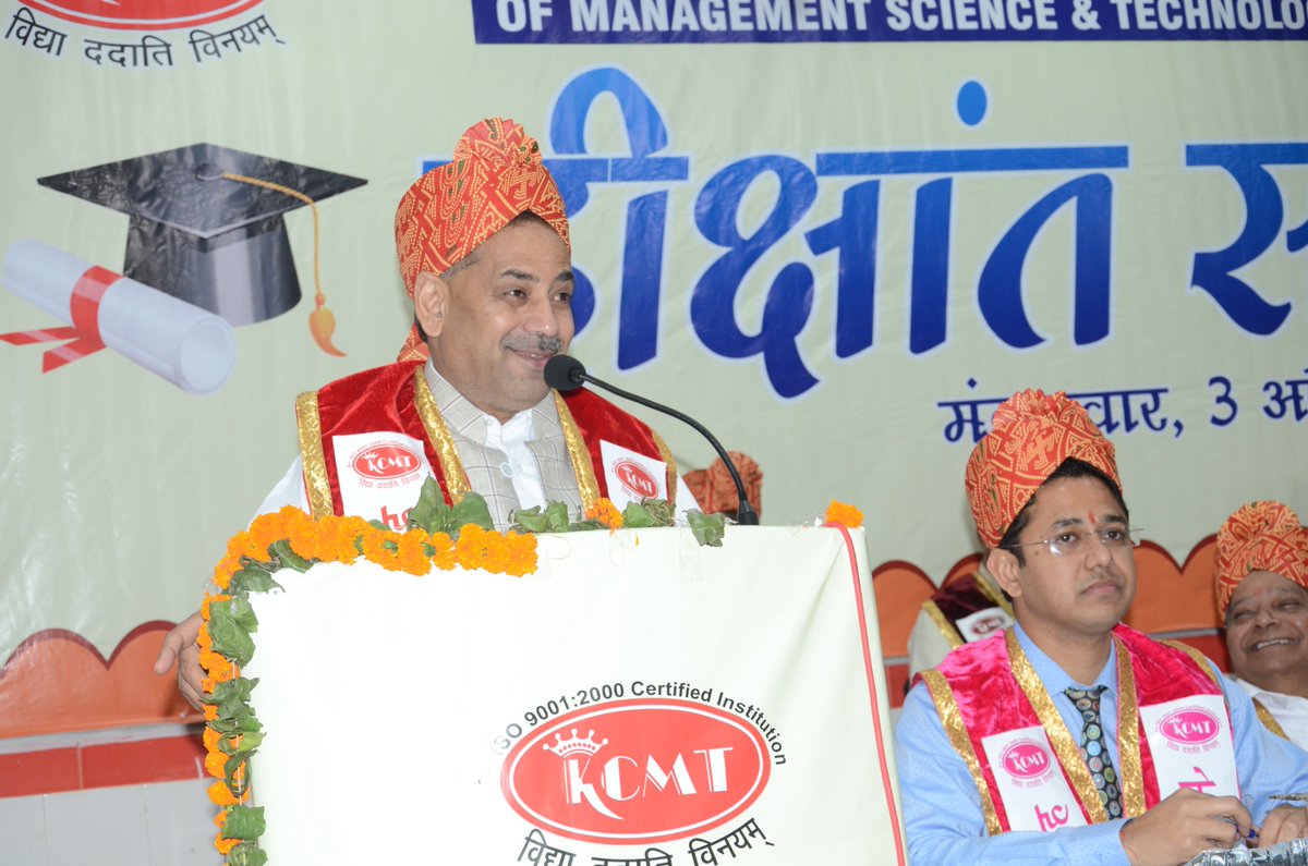 VinayMLC's tweet photo. While Addressing Students and Greetings Guest of Honour during #Convocation2k18 at my own institution #KCMT https://t.co/1xj9uwEHmj