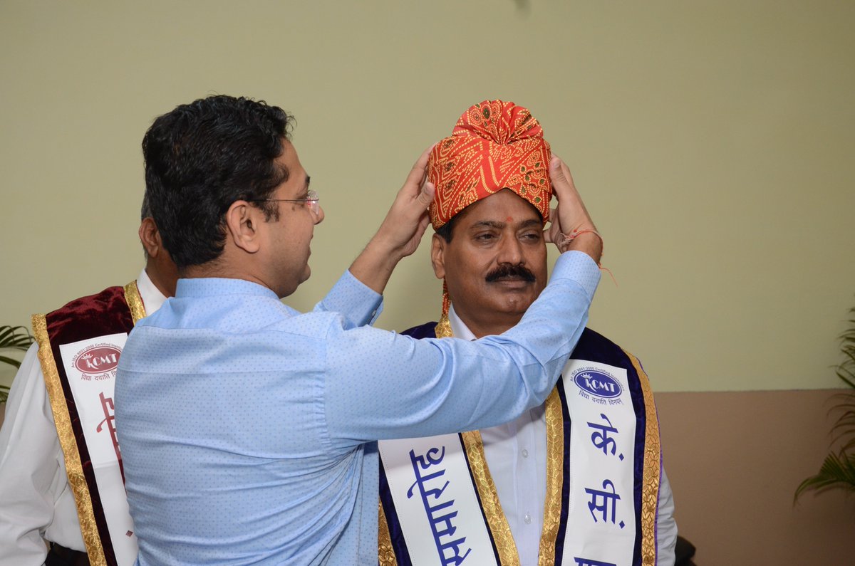 VinayMLC's tweet photo. While Addressing Students and Greetings Guest of Honour during #Convocation2k18 at my own institution #KCMT https://t.co/1xj9uwEHmj