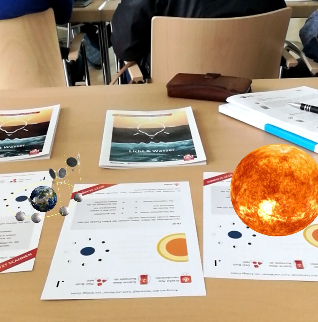der_lehrermann's tweet photo. #AugmentedReality für das Klassenzimmer, beeindruckend wie simpel das funktioniert #edudays #phtik https://t.co/UcCW1EfE5P