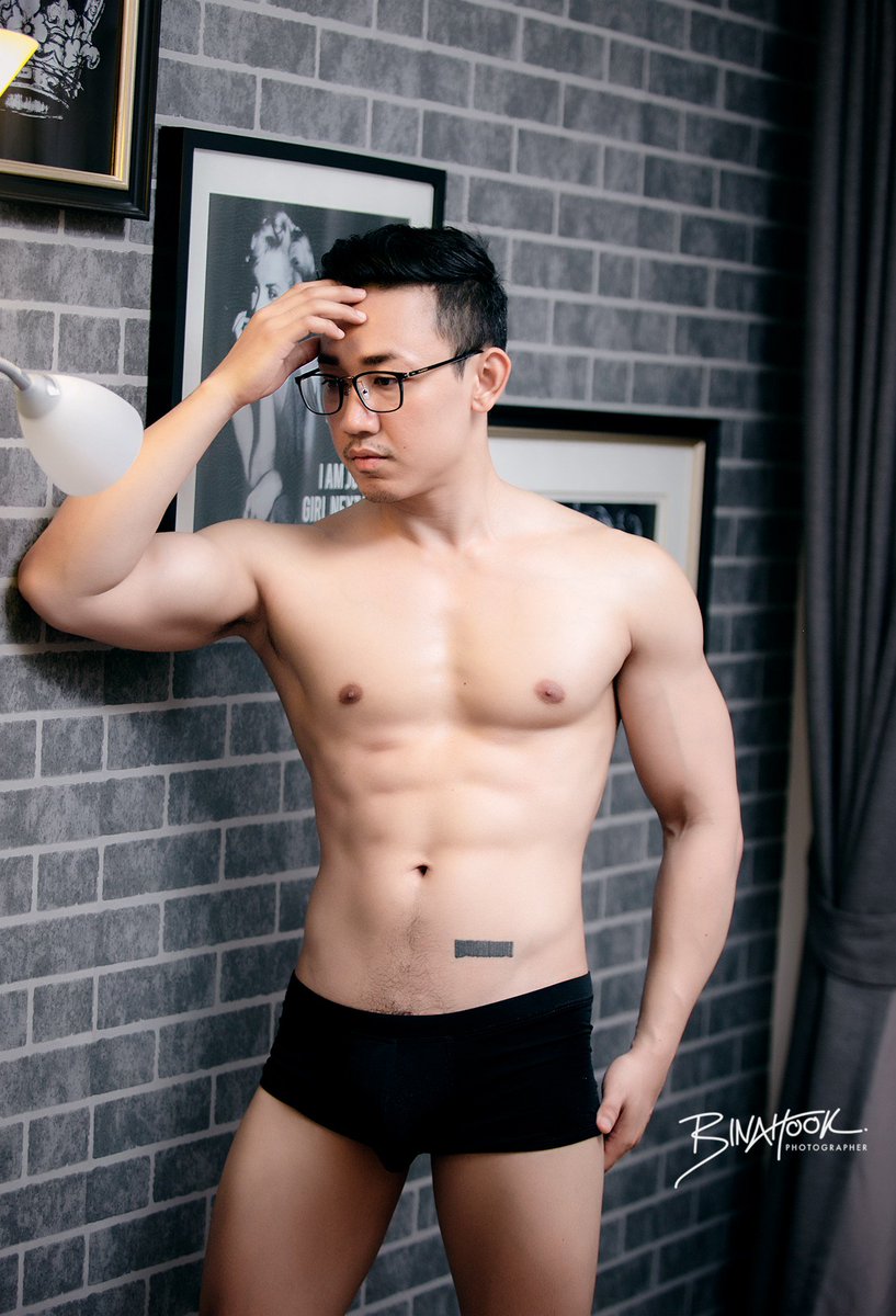 binahook's tweet photo. พักงานหมอ มาดูงานหมีมั่ง
ขาวๆ ตี๋ๆ ตามหนุ่มหมีต่อได้ที่ IG : @artereus_x  
Model : Art
สนใจถ่ายภาพทักมาได้ตลอด Line, IG : binahook https://t.co/NloHEsGZIE