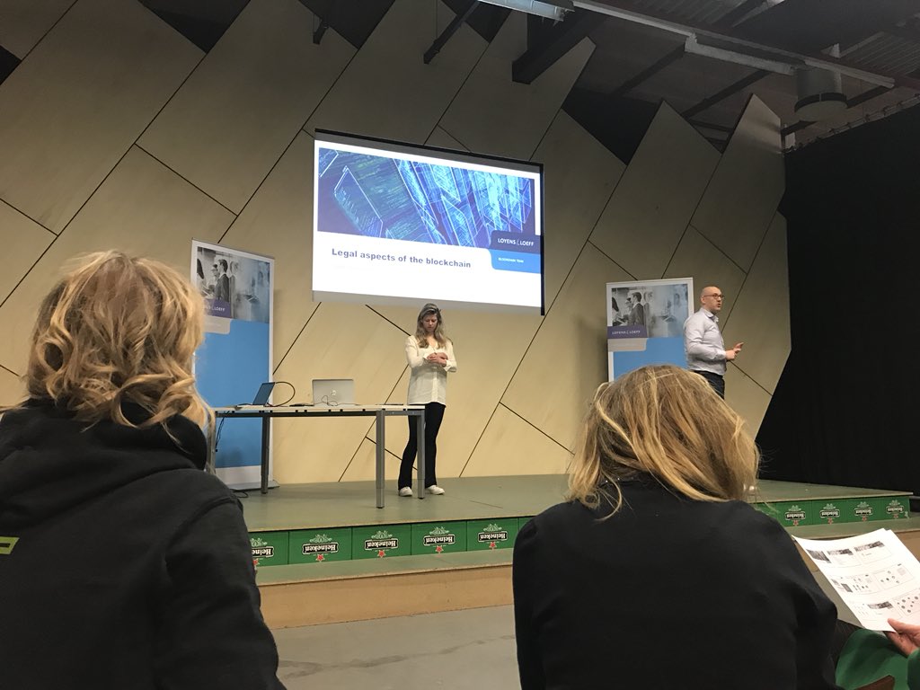 me_tem's tweet photo. @Loyens_Loeff on legal aspects of the blockchain at the 2018 @blockchaingers #hackathon! #⛓ https://t.co/oR7QmaQjfE