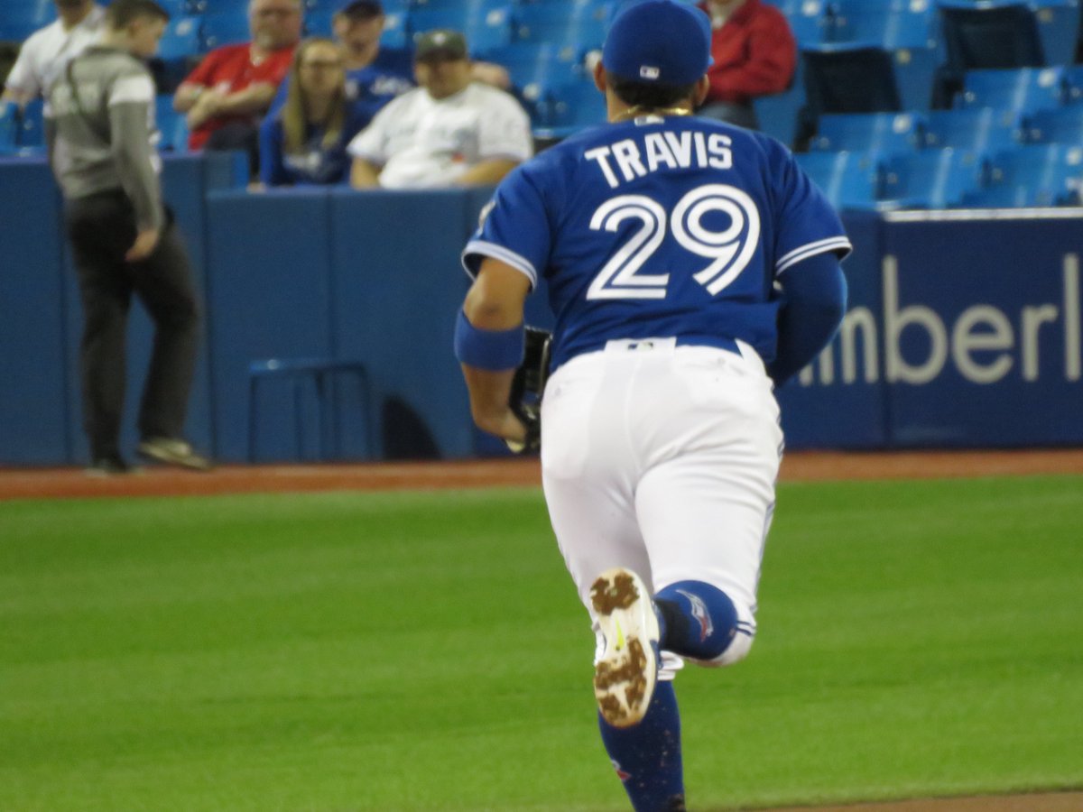 biggles14's tweet photo. A couple pictures from last night.#BlueJays #DevonTravis #HighSOcks https://t.co/1al9VcwxlN