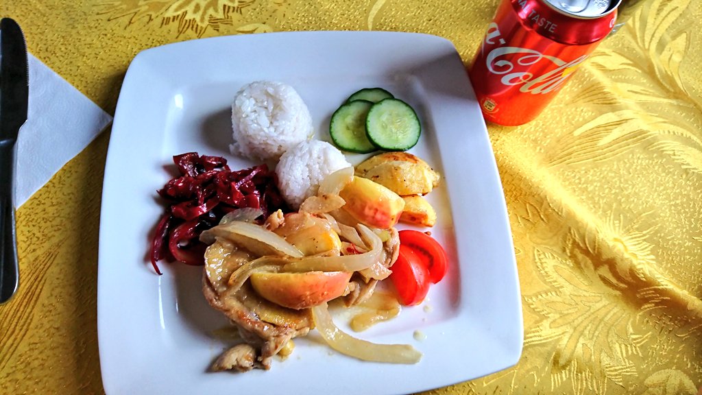 Trains2Aberdeen's tweet photo. In #Mongolia, catering on #K3 is provided by Mongolian restaurant car.  The car itself is stunning, and variety of #foods are provided, at cist for sure.  A bit surprise is that the Coke served is #MadeInHK https://t.co/pm2yGPZ075