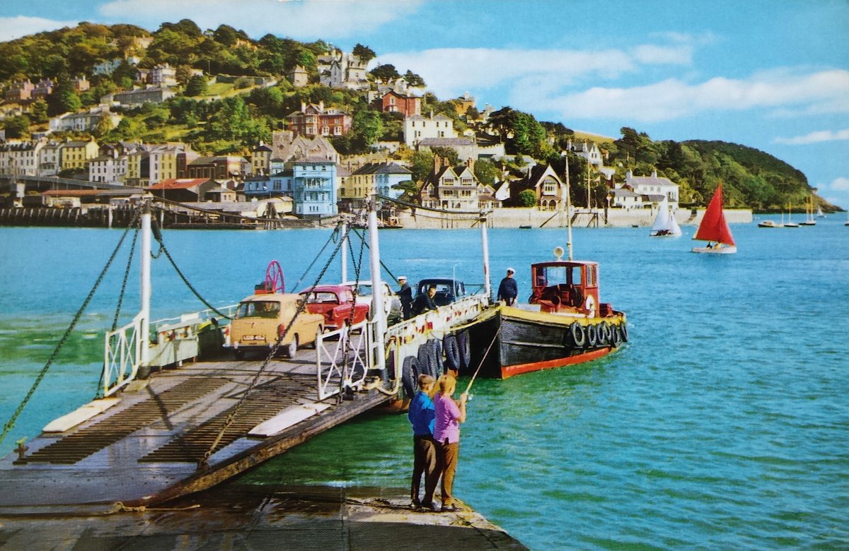 @KingswearCastle  Kingswear lower ferry circa 1965.@SPI_Kingswear @colleentsmith @BrixhamNewscom @DevonLife @dartmouth @DianeBloor