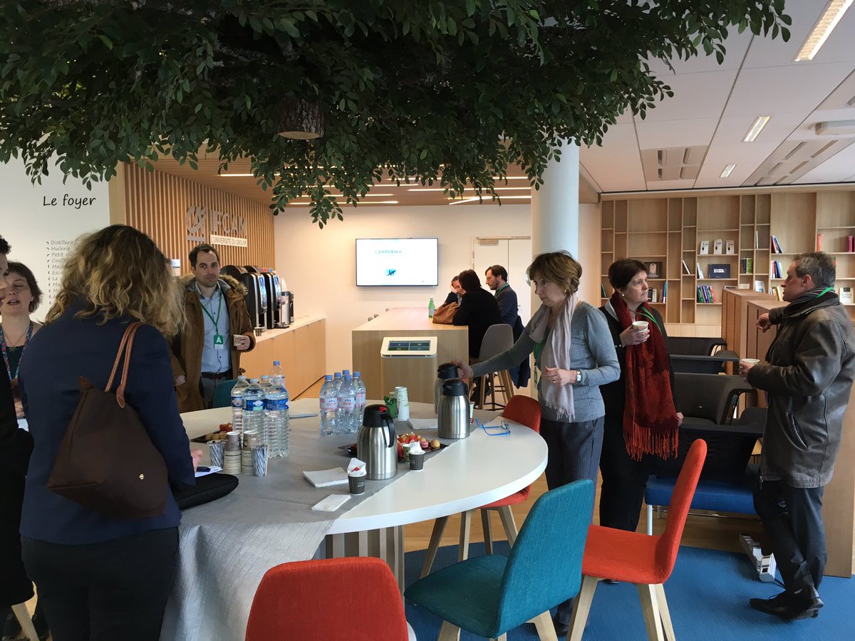 IFCAM's tweet photo. Nous sommes ravis d'accueillir @Asso_Anvie sur notre campus #SILVAE pour échanger sur l'apprentissage de demain : lieux, usages, #data et #IA avec @CChappaz @CecileDej @denisflorean https://t.co/5uv4e2ePbl