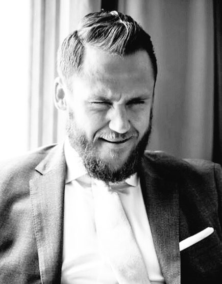 JebbEriksen's tweet image. if you                          then you
don't love                  don't deserve
me at my                    me at my