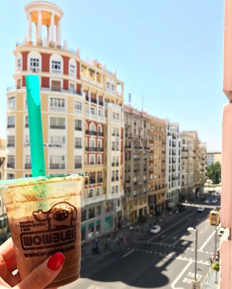 WowbleBubbleTea's tweet photo. ¿Sabías que todas nuestras creaciones te las puedes montar con leche vegetal?🌿🌿 Adiós lactosa. 📸: abia.s #wowble #sinlactosa #lechevegetal #lechedesoja #adioslactosa https://t.co/SQKXCceYdu