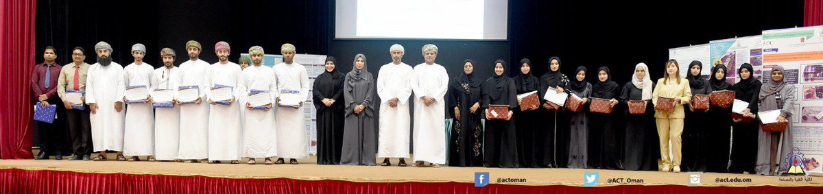 IEEE_act's tweet photo. جانب من حفل ��كريم المتميزين في مجال الابتكارات وافتتاح وحدة ريادة الاعمال والابتكار تحت رعاية: 
سعادة الدكتوره منى بنت سالم الجردانيه وكلية وزارة القوى العامله للتعليم التقني والتدريب المهني https://t.co/7FfXdQW00W