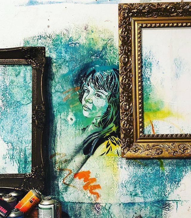 alicepasquini's tweet photo. Repost @_valeriaparisi ・・・
Sometimes what is out of patterns and frames it’s not only free yet but it’s also so impressive 
#art #streetart #streetartist #alicepasquini #atelier #studioartist #wallpaint #wallpainting #wallportrait #painting #paintedo… https://t.co/h1XnSPHxP5 https://t.co/toRFhzju5g